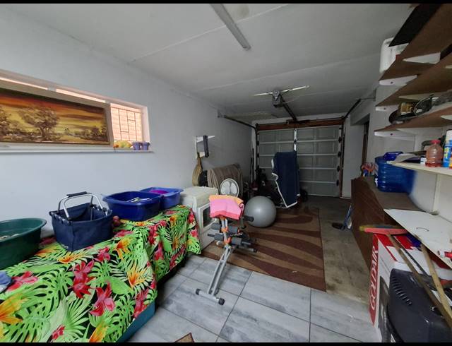 2 BEDROOM HOUSE FOR SALE IN VANDERBIJLPARK SW 5